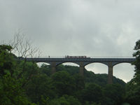 Arkaroo on the Pontcysyllte aqueduct